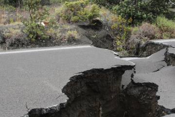 Deprem Hasarlarının Kestirilmesinde Derin Yeraltı Modelinin Etkisi